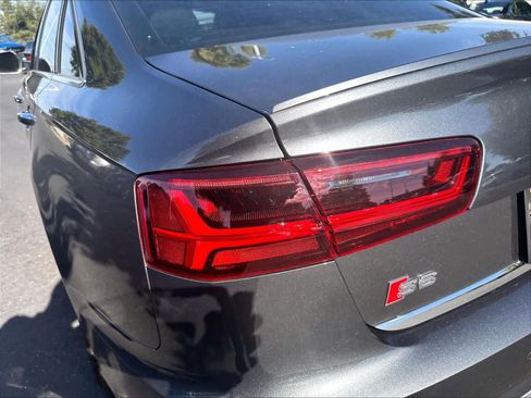 Used 2017 Audi S6 Premium Plus w/ S6 Sport Package AWD/4WD image 24