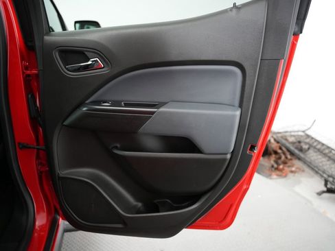 Used 2015 Chevrolet Colorado Z71 w/ LPO, Gearon Divider Package image 31