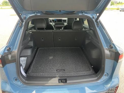 New 2026 Volkswagen Tiguan SE R-Line AWD/4WD image 8