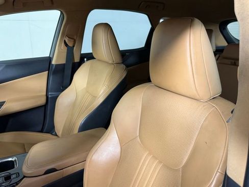 Used 2023 Lexus NX 250 FWD w/ Towing Package (2000 Lbs) image 17