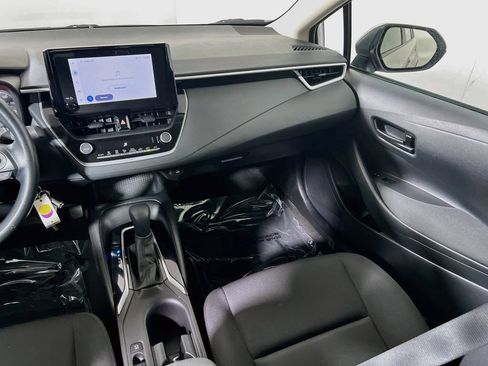 Certified 2025 Toyota Corolla LE FWD image 20