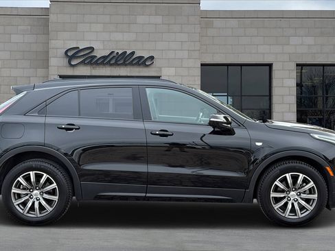 Used 2019 Cadillac XT4 Sport image 2