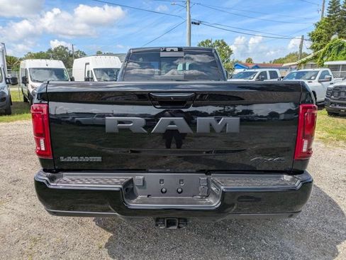 New 2026 RAM 3500 Laramie AWD/4WD image 4
