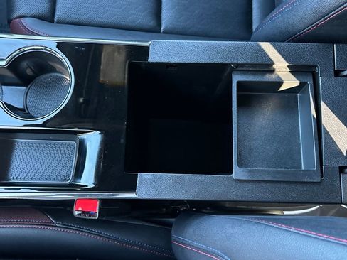 Used 2025 Chevrolet Equinox RS w/ Safety and Technology Package image 25