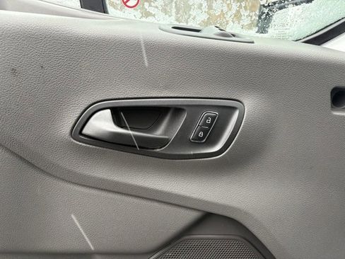 Used 2024 Ford Transit 250 Low Roof w/ Exterior Upgrade Package image 27