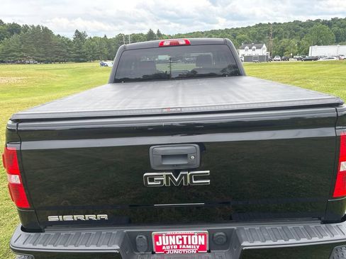 Used 2018 GMC Sierra 1500 4x4 Double Cab w/ Elevation Edition image 8