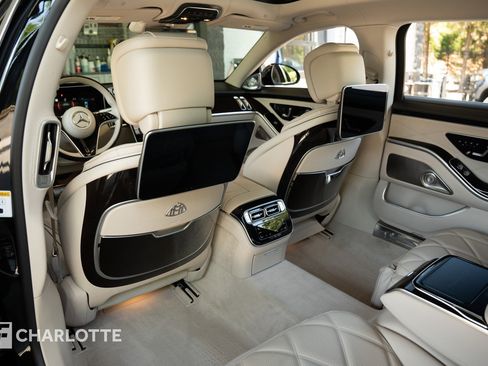 Used 2024 Mercedes-Benz Maybach S 680 4MATIC image 28