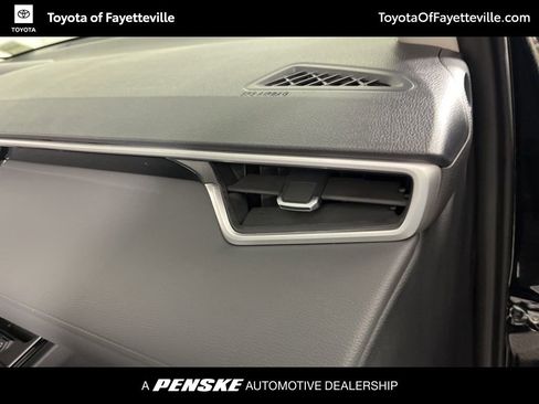 Used 2026 Toyota Corolla Cross XLE w/ Convenience Package image 20