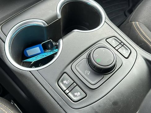 Used 2019 GMC Terrain SLE w/ Driver Convenience Package image 19