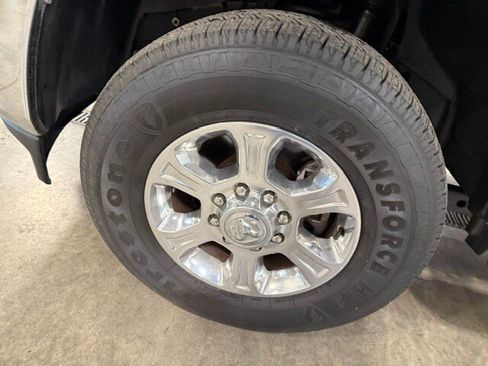 Used 2025 RAM 2500 Big Horn AWD/4WD image 36