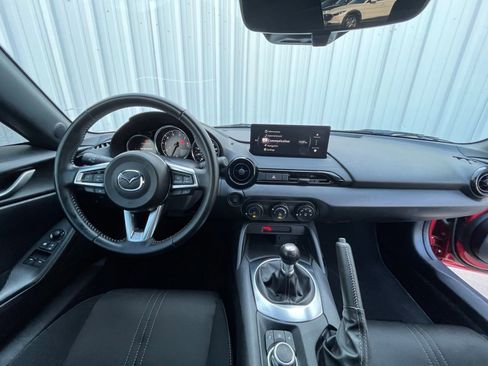 Used 2024 MAZDA MX-5 Miata Sport RWD image 15
