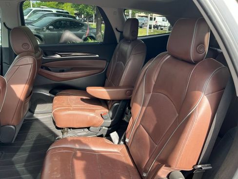Used 2018 Buick Enclave Avenir w/ Trailering Package AWD/4WD image 11
