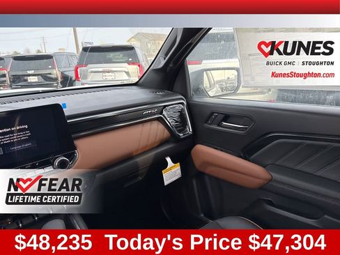 New 2026 GMC Canyon AT4 AWD/4WD image 35