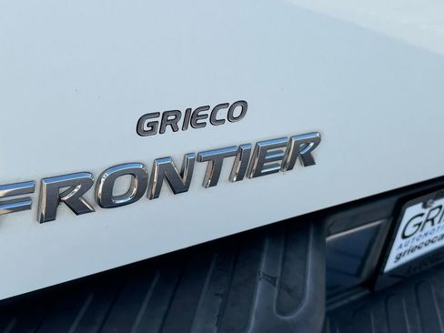 Used 2019 Nissan Frontier SV w/ Value Truck Package AWD/4WD image 12