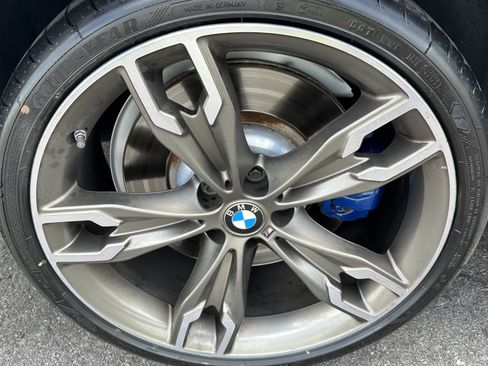 Certified 2023 BMW M550i xDrive w/ Executive Package AWD/4WD image 15
