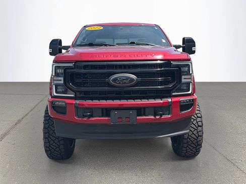 Used 2022 Ford F250 Lariat w/ Black Appearance Package AWD/4WD image 9