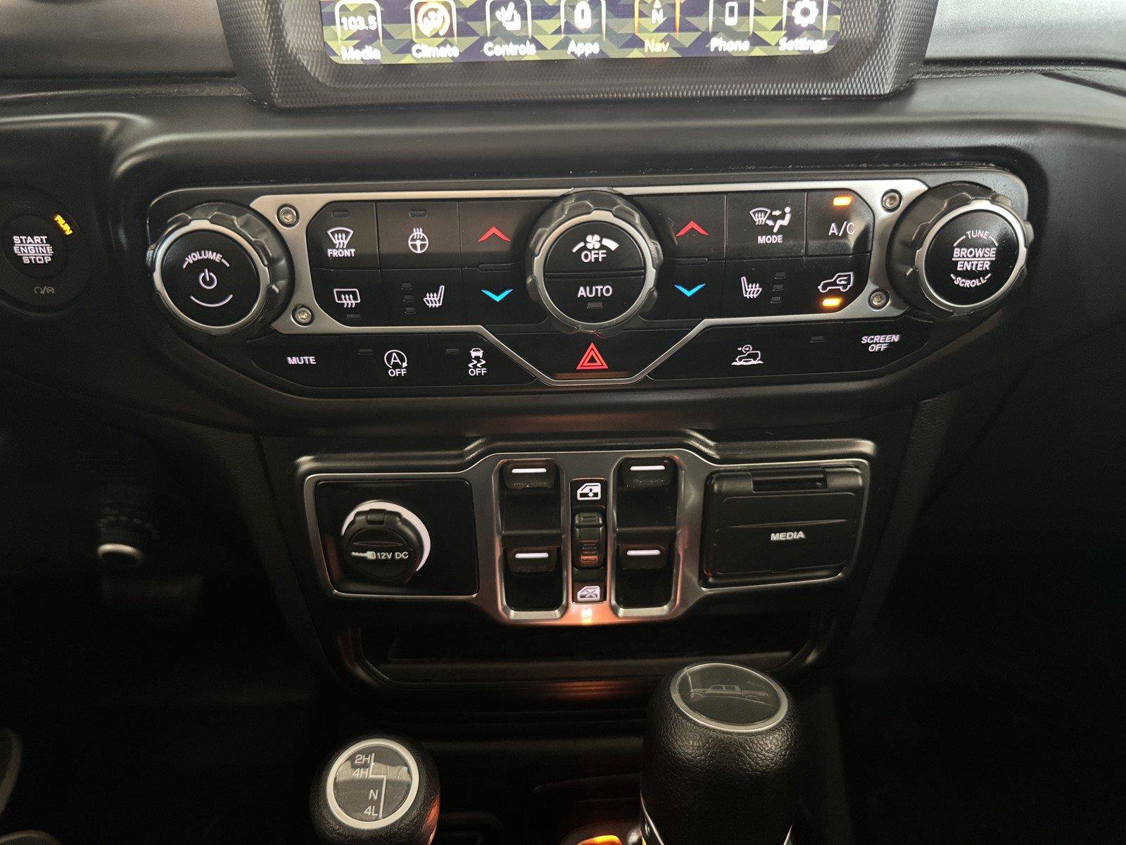 Used 2020 Jeep Gladiator Overland AWD/4WD image 16