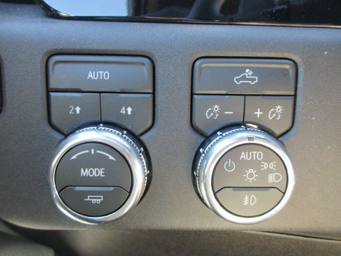New 2026 GMC Sierra 1500 Elevation w/ Max Trailering Package AWD/4WD image 17
