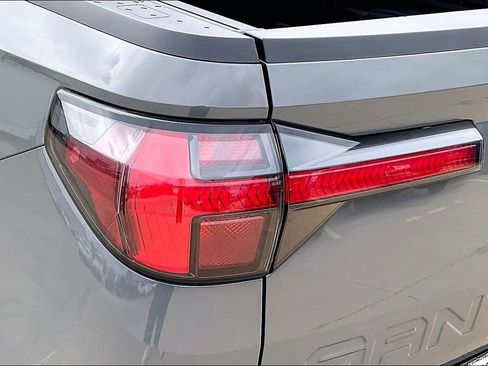 Used 2022 Hyundai Santa Cruz SEL Premium AWD/4WD image 29