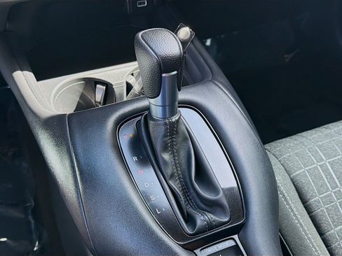 Certified 2024 Honda HR-V LX image 15