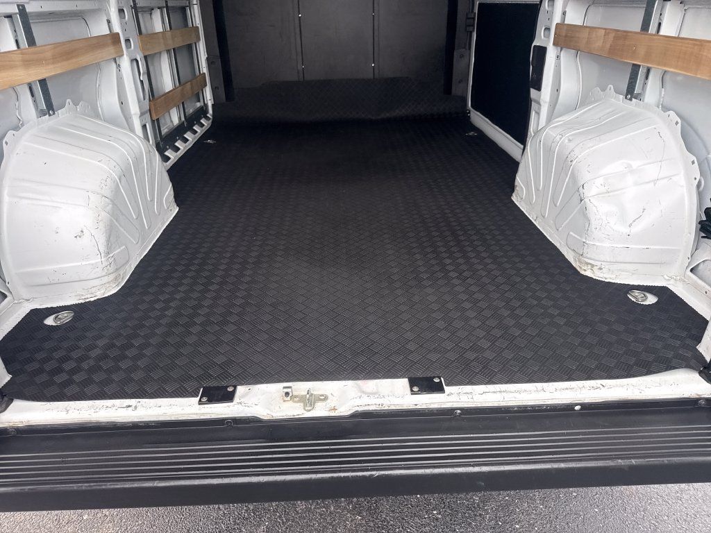 Used 2025 RAM ProMaster 2500 w/ U-Haul Equipment Group FWD image 14