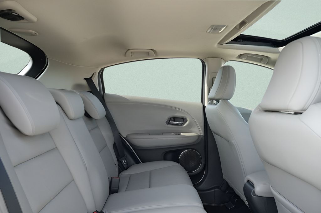 Used 2019 Honda HR-V EX-L image 14