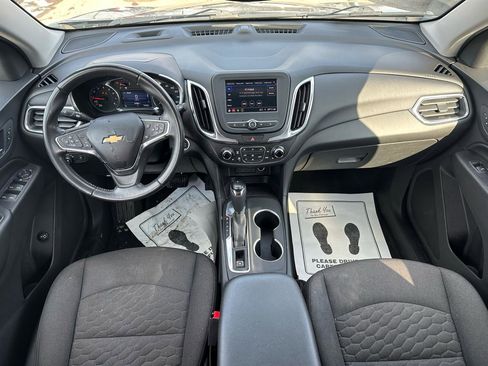 Used 2020 Chevrolet Equinox LT w/ Driver Convenience Package image 11