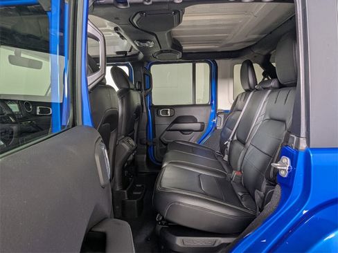 Used 2022 Jeep Wrangler Unlimited Sahara w/ Cold Weather Group image 22