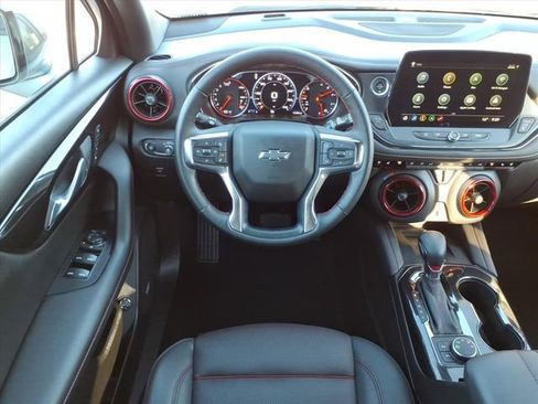 Used 2024 Chevrolet Blazer RS w/ Enhanced Convenience Package image 18