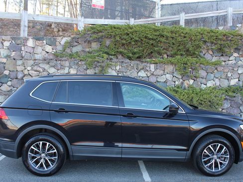 Used 2019 Volkswagen Tiguan SE AWD/4WD image 5