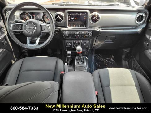 Used 2019 Jeep Wrangler Unlimited Sahara w/ Dual Top Group image 13