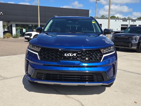 Certified 2022 Kia Sorento S FWD image 3