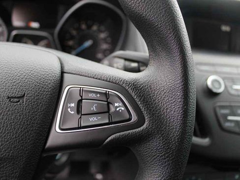 Used 2018 Ford Focus SE image 17