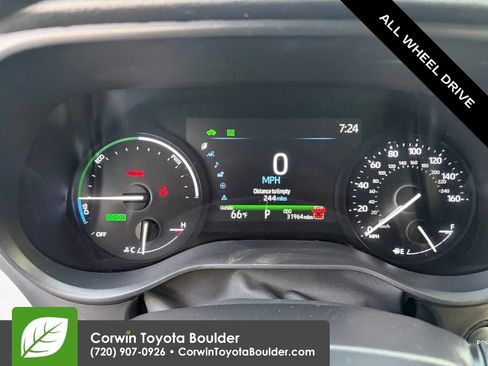 Used 2025 Toyota Sienna XLE w/ XLE Plus Package AWD/4WD image 32