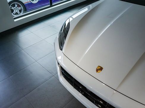 New 2026 Porsche Cayenne Coupe image 36