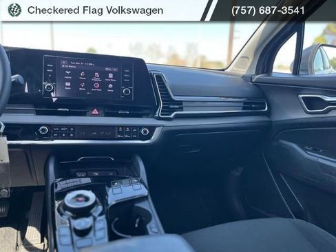 Used 2023 Kia Sportage LX image 30