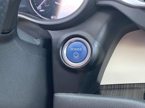 Used 2021 Toyota Sienna Limited AWD/4WD image 25