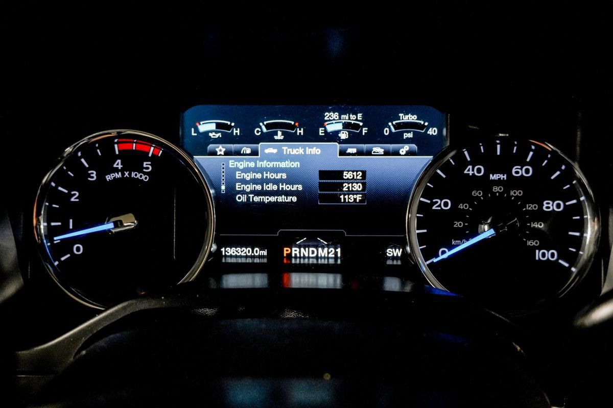 Used 2017 Ford F350 Platinum w/ Platinum Ultimate Package AWD/4WD image 19
