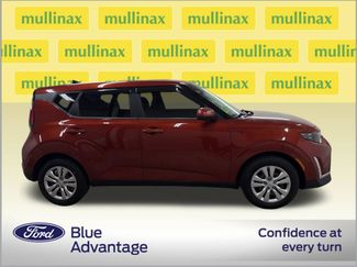 Used 2023 Kia Soul LX FWD video 2