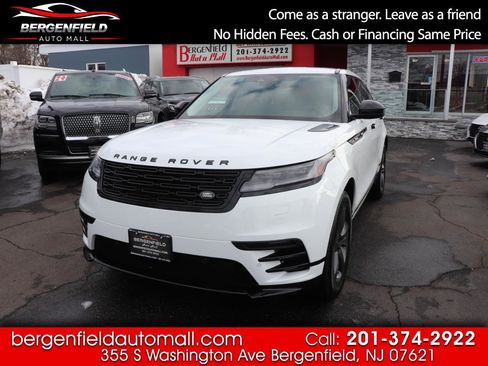 Used 2025 Land Rover Range Rover Velar Dynamic SE image 1