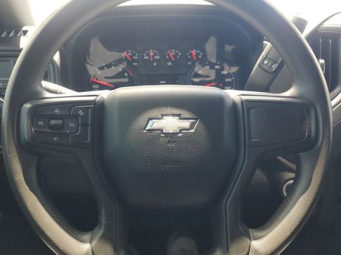 Used 2022 Chevrolet Silverado 1500 Custom image 18