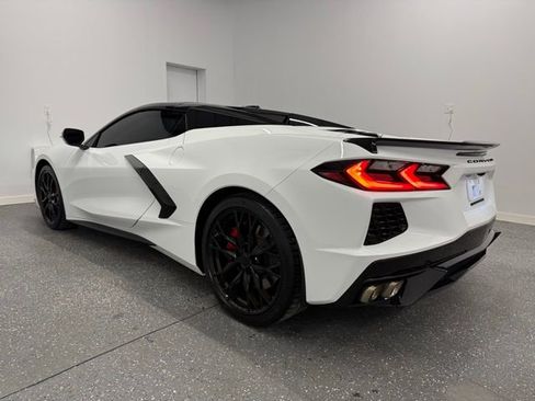 Used 2023 Chevrolet Corvette Stingray w/ Z51 Performance Package image 12
