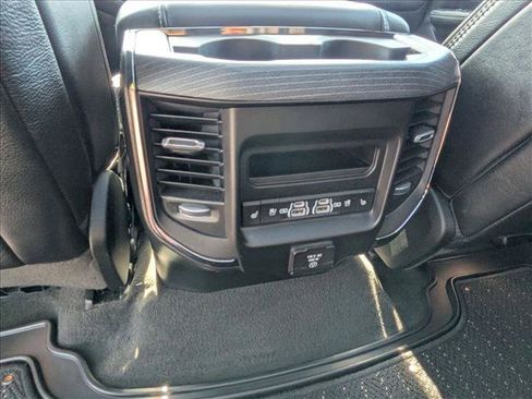 Used 2024 RAM 1500 Limited AWD/4WD image 19