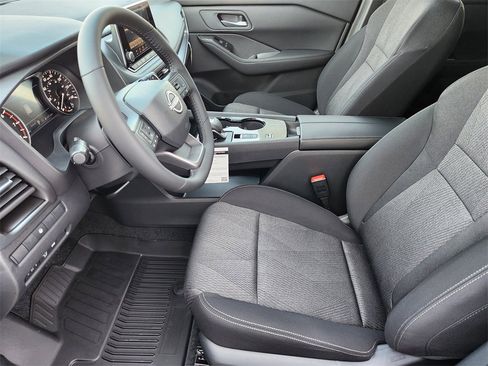 New 2026 Nissan Rogue SV image 8