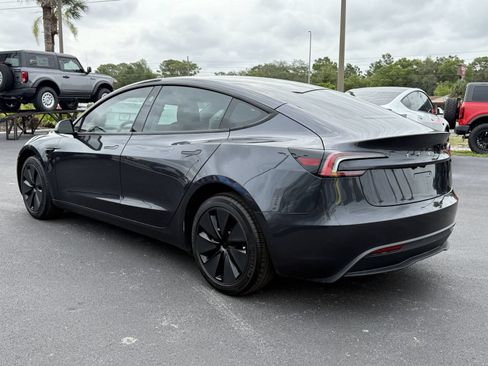 Used 2025 Tesla Model 3 Long Range RWD image 7