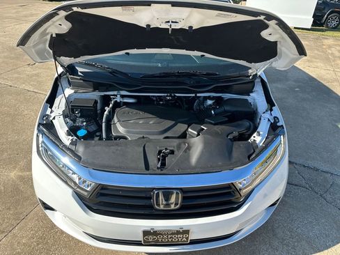 Used 2023 Honda Odyssey Touring image 32