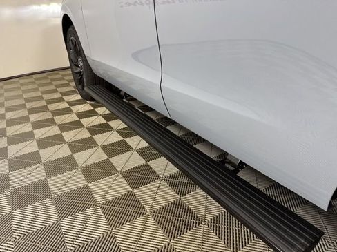 New 2025 Lincoln Navigator Reserve w/ Jet Appearance Package image 35