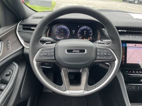 New 2026 Jeep Grand Cherokee Limited AWD/4WD image 22