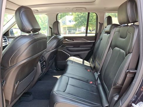 Used 2022 Jeep Grand Cherokee Limited 4xe AWD/4WD image 10