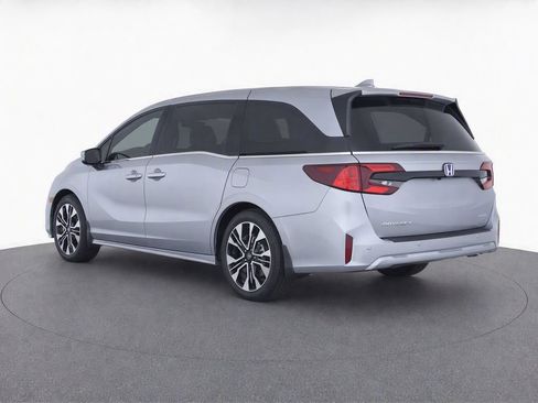 Used 2025 Honda Odyssey Elite image 5